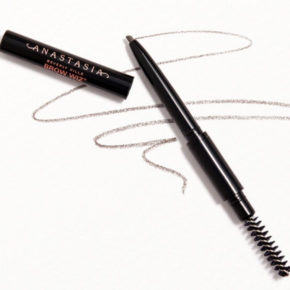 ANASTASIA BEVERLY HILLS BROW WIZ ULTRA-SLIM RETRACTABLE DETAIL PENCIL W/ SPOOLIE